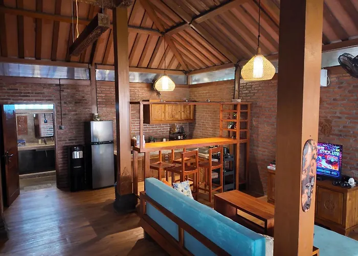 Villa Private Joglo In Heart Of
